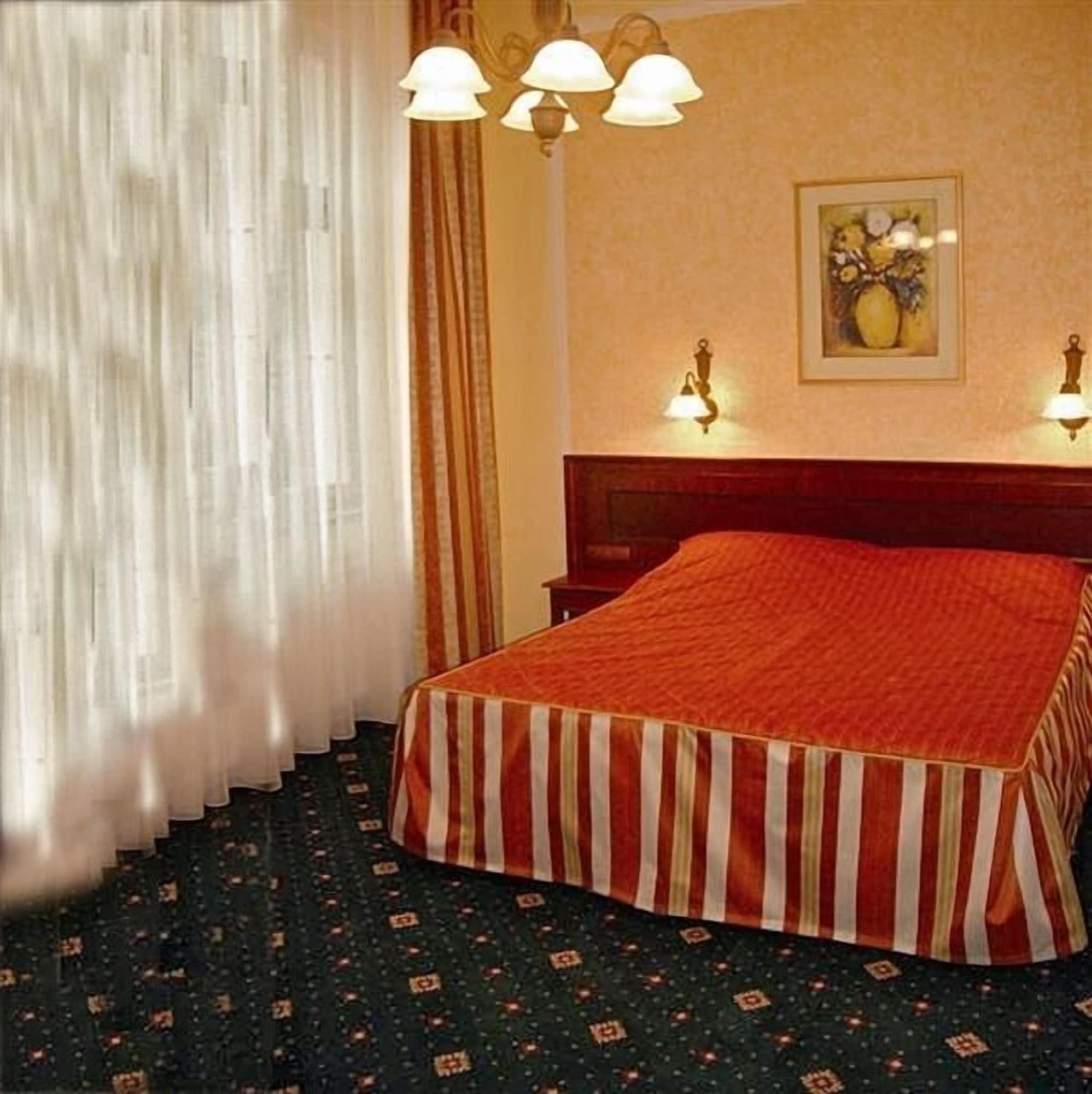 Humboldt Park Hotel & Spa Κάρλοβι Βάρι Εξωτερικό φωτογραφία