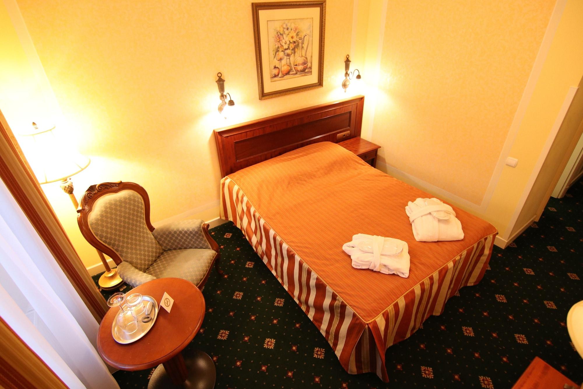 Humboldt Park Hotel & Spa Κάρλοβι Βάρι Εξωτερικό φωτογραφία