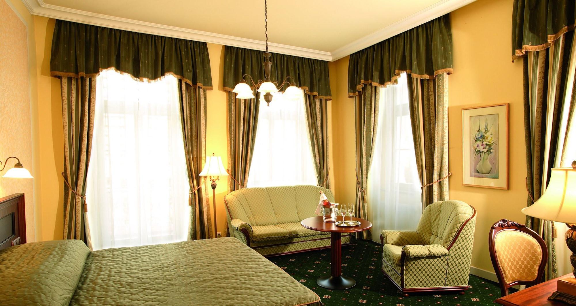 Humboldt Park Hotel & Spa Κάρλοβι Βάρι Εξωτερικό φωτογραφία