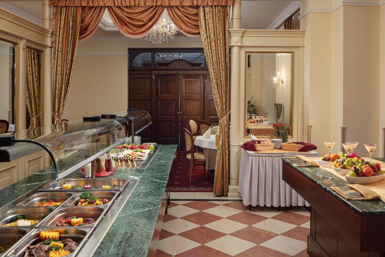 Humboldt Park Hotel & Spa Κάρλοβι Βάρι Εξωτερικό φωτογραφία